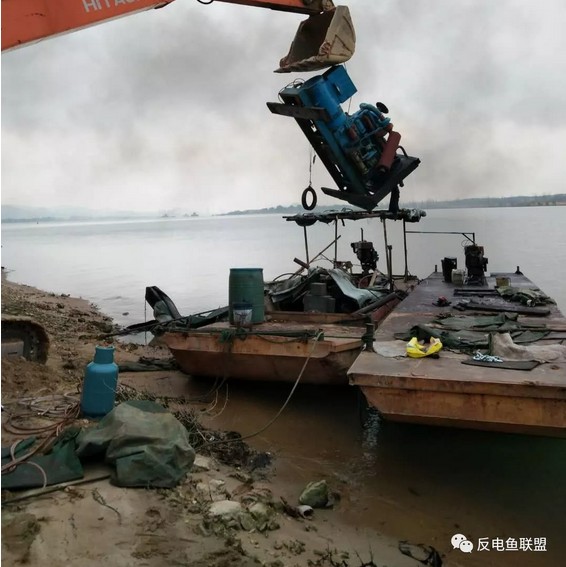 dvubb 图片点击可在新窗口打开查看